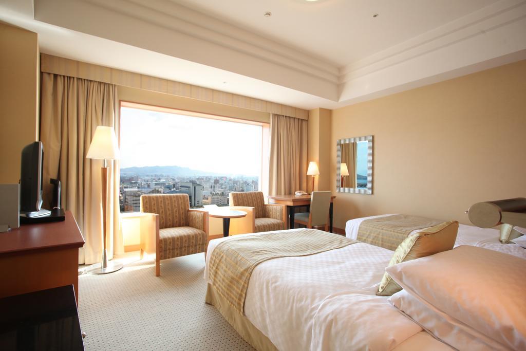 Jr Hotel Clement Takamatsu Eksteriør bilde