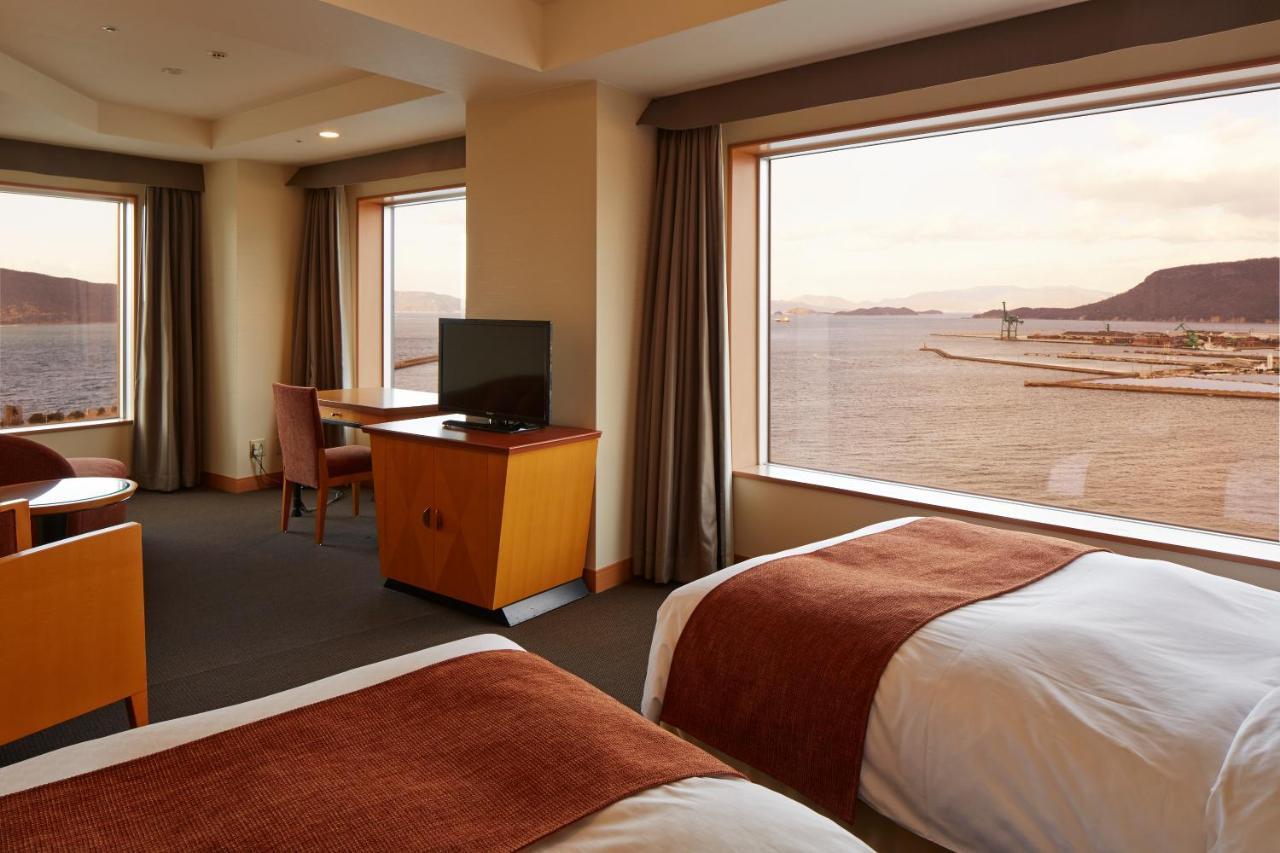 Jr Hotel Clement Takamatsu Eksteriør bilde